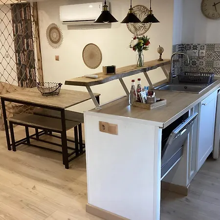 בית נופש Maison Charmante A Saint-romain, Animaux Acceptes.